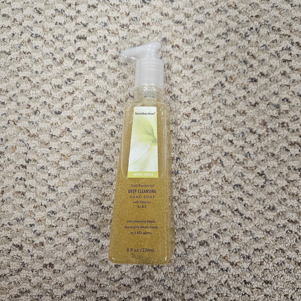 Rare White Citrus Bath & Body Works Antibacterial Hand Soap‎ Discontinued